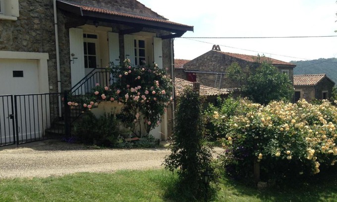 Saint-Jean-de-Muzols House | le Vitrier