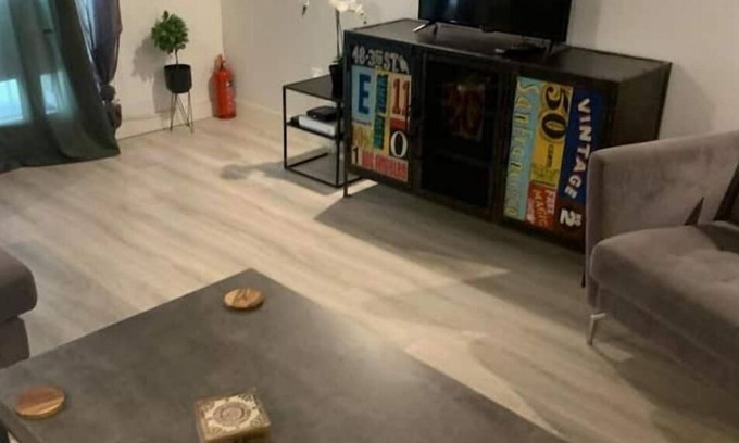 La Joliette Apartment | Le Vrai Cœur de Marseille
