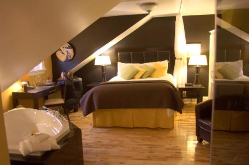 Waterford Valley Bed & Breakfast | Leaside Manor
