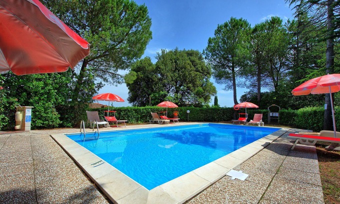 Montaione Apartment | Leccino 1 - Apartment with pool