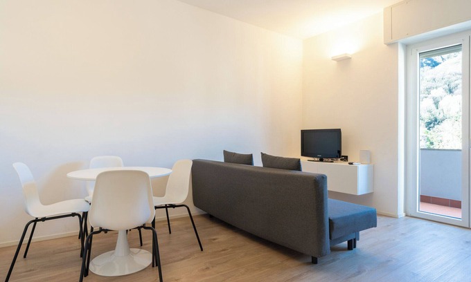 Lecco Apartment | Lecco Lakefront Retreat