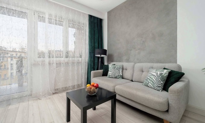 Lodz Apartment | Legionów 61 | Elegant Apartment | Balcony, Parking