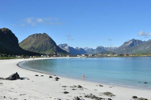 Flakstad Apartment | Leilighet med strandbeliggenhet