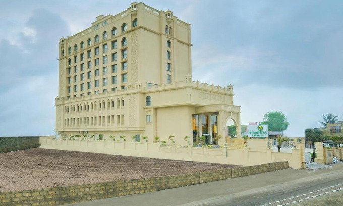 Dwarka Hotel | Lemon Tree Premier, Dwarka
