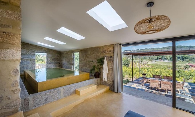 Valpedre Villa | Lemon Villa-indoor pool
