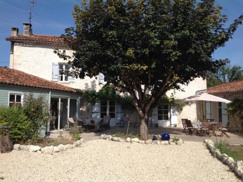 Palluaud House | Lemonie Farmhouse