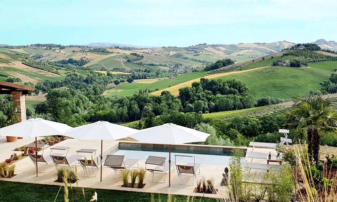 Castignano Villa | Lemonvilla - panoramic position - pool - 240m²