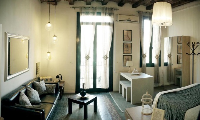 Sant Antoni Apartment | Lempika