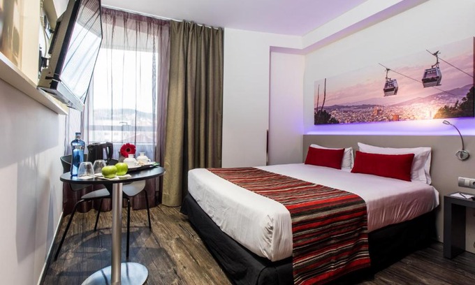 El Camp de l'Arpa del Clot Hotel | Leonardo Boutique Hotel Barcelona Sagrada Familia