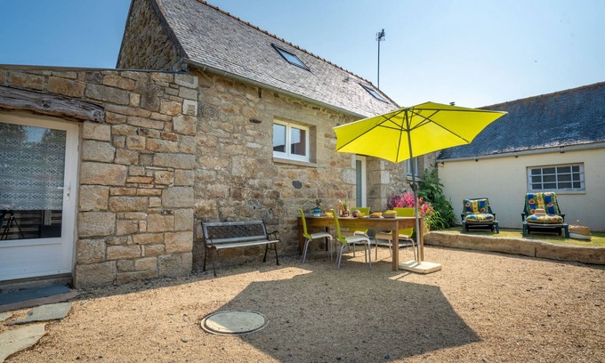 Ploumilliau House | Les Azalées by Interhome