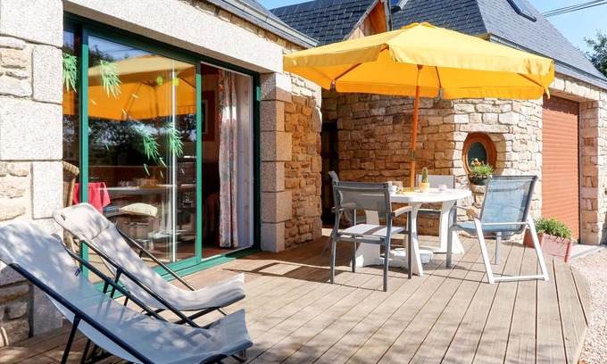 Guisseny House | Les Bambous by Interhome
