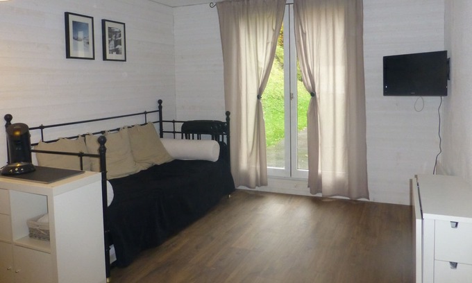 Araches-la-Frasse Apartment | Les Carroz on the ground floor