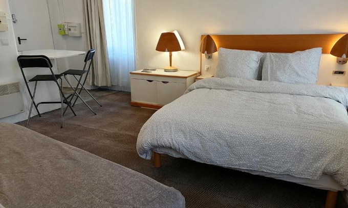 Decize Apartment | Les Chambres de DECIZE