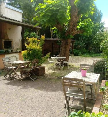 Saint-Jean-de-Losne Bed & Breakfast | Les Charmilles