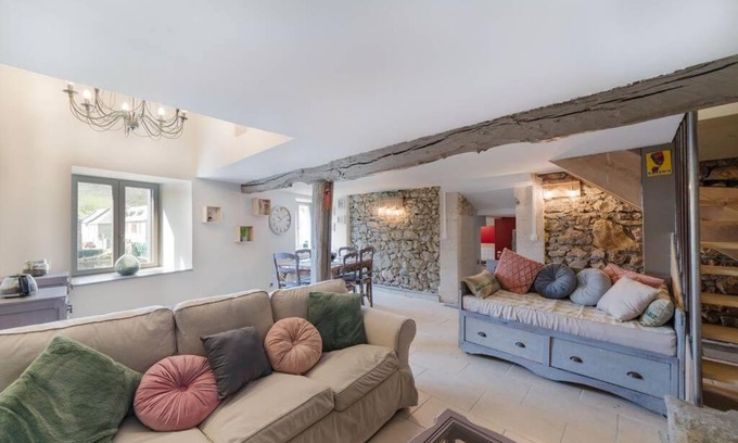 Lortet House | Les chemins du Mont
