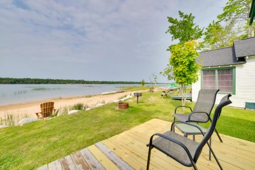 Cedarville House | Les Cheneaux Islands Retreat 2 Boat, Fish and Swim