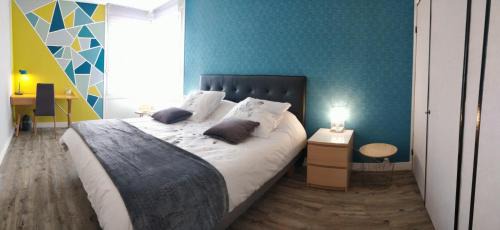 Massy Apartment | Les Clés du Bonheur by Beds4Wanderlust, 47m2 avec Terrasse privative & Parking-RER B TGV 10min-Orly 20min