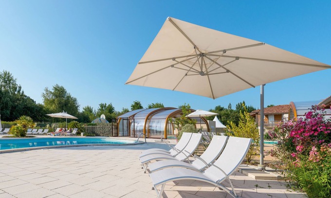 Parentis-en-Born House | Les Cottages du Lac M3 Premium by Interhome