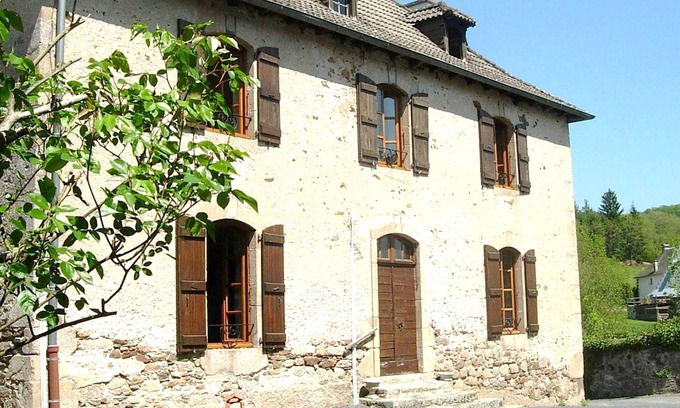 Chataigneraie Cantalienne Bed & Breakfast | Les gites du bourg