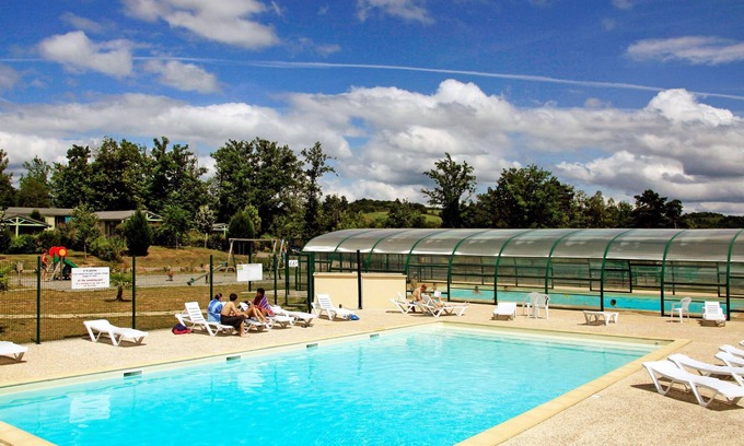 Beynat House | Les Hameaux de Miel-Chalet 4 pers. by Interhome