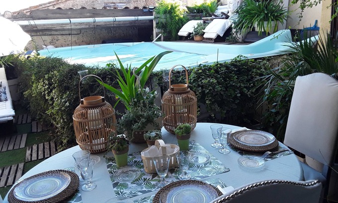 Corneilhan Bed & Breakfast | Les Hauts de Corneilhan