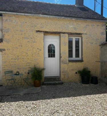 Burcy House | Les Hirondelles