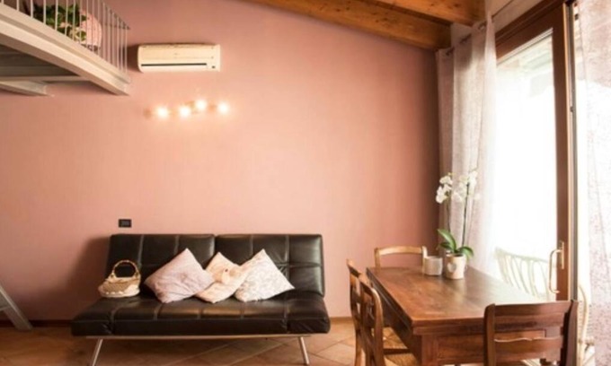 Reggio nell'Emilia Apartment | Les Maisons des Fleurs
