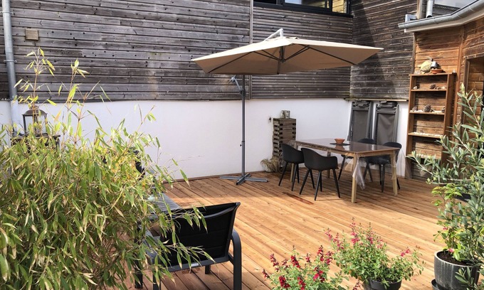 Seignosse Apartment | Les Mimosas: Apartment in Seignosse, large terrace, private garden + 2 bikes
