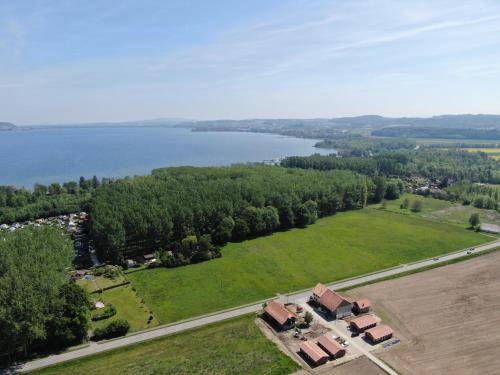 Avenches House | Les Moucherons