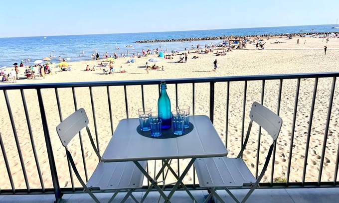 Carnon-Plage Apartment | Les pieds dans l'eau - Carnon Plage
