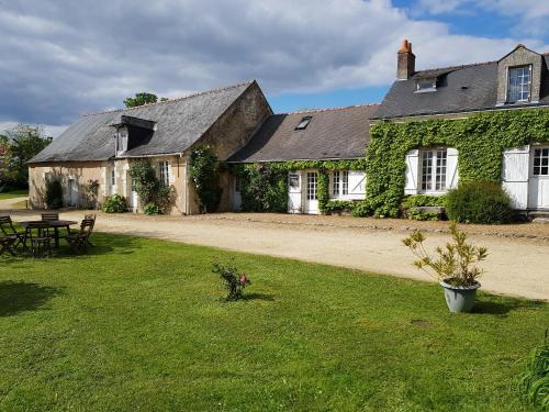 Broc House | Les Roberderies