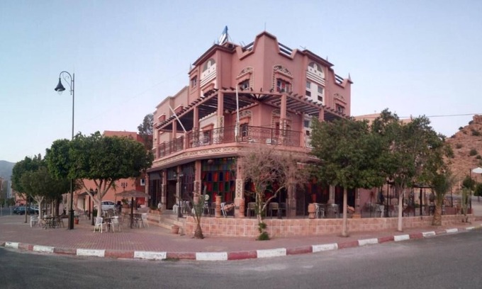 Tafraout Hotel | les Rochers peints hotel