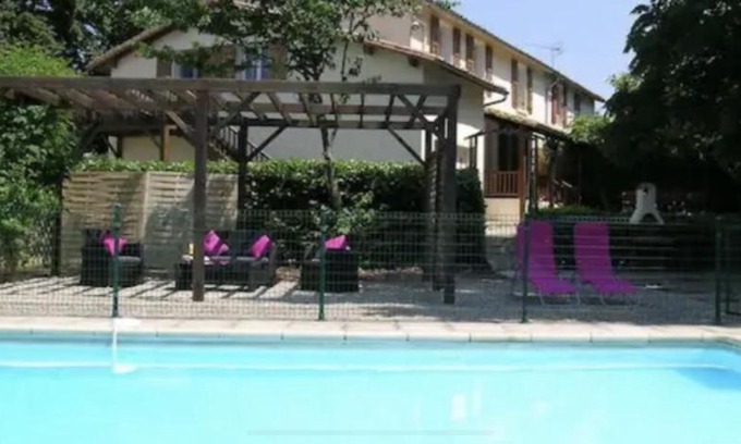 Clussais-la-Pommeraie House | Les Roseries Boutique Gite