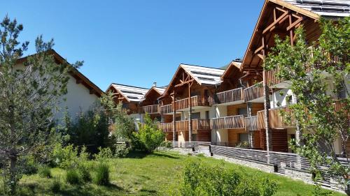 Monetier-les-Bains Apartment | Les Sept Étoiles