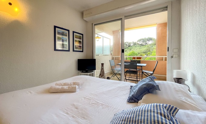 Roquebrune-Cap-Martin Apartment | Les Terrasses 2Pers Parking WiFi
