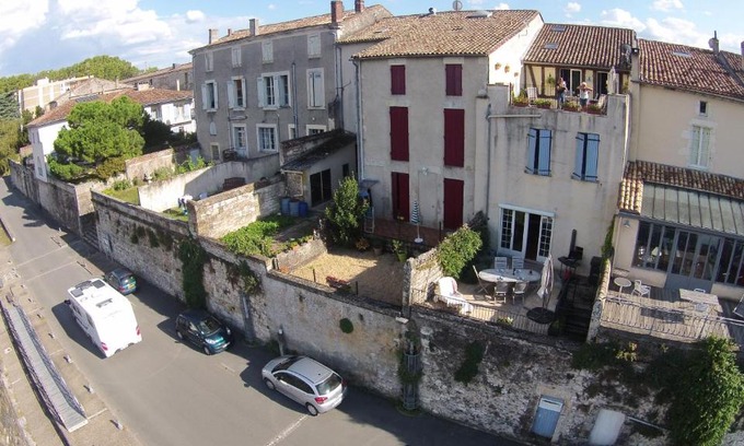 Sainte-Foy-la-Grande Bed & Breakfast | Les Terraces Sur La Dordogne