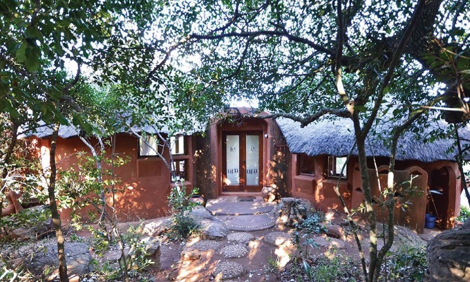 Makhado Cabin | Leshiba Mountain Retreats