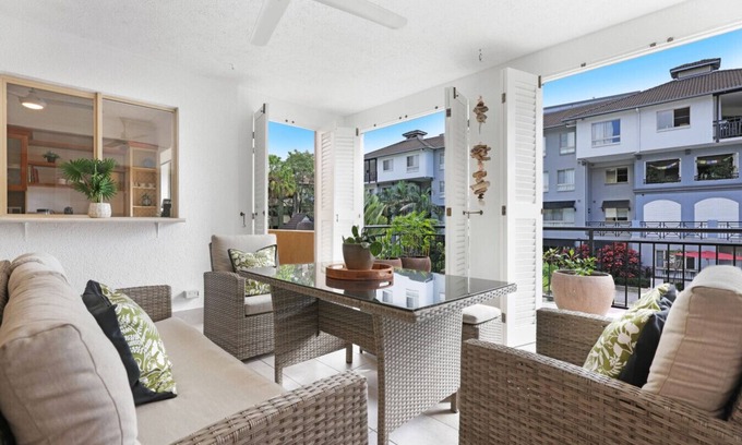 Cairns North Apartment | Letizia Lakes - Serene Poolside Apartment | Near Botanic Gardens & Town