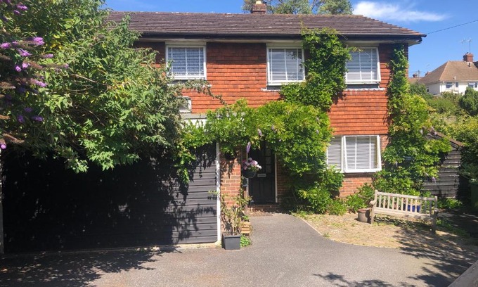 Lewes Apartment | Lewes Beautiful sunny flat in the historic town