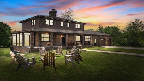 Farmville House | Lewis Estate Farm