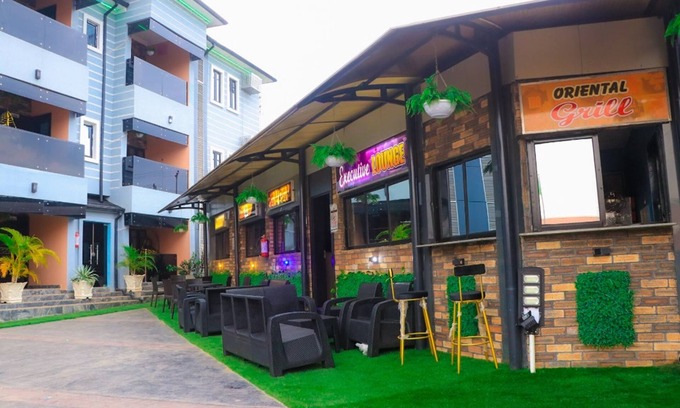 Okpanam Hotel | Lexaren Luxury Apartments