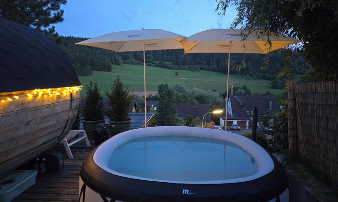 Wildberg Apartment | Lichtdurchflutetes cozy 2-bedroom apartment with a sauna and fitness area