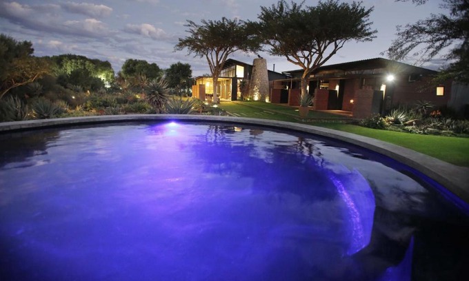 Bloemfontein Bed & Breakfast | Liedjiesbos Urban Olive Farm