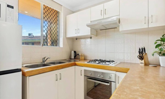 Wembley Apartment | Light and Bright Apartment