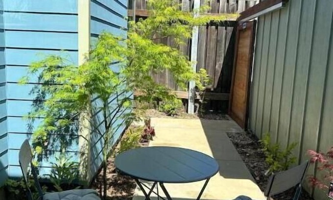 El Cerrito House | Light filled 1 bed, 1 bath ADU