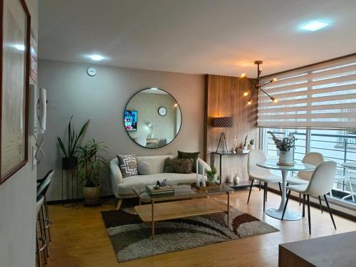 La Mariscal Apartment | Like a Home - 2Bedrooms - QueenBed - Balcony - Parking - 7Th FLOOR