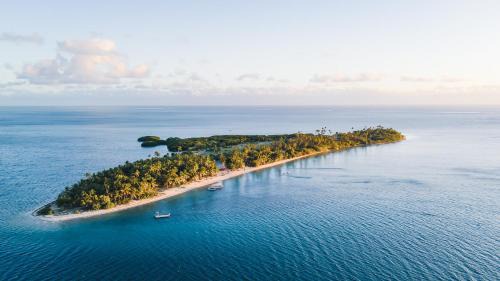 Robinson Crusoe Island Resort | Likuri Island Resort Fiji