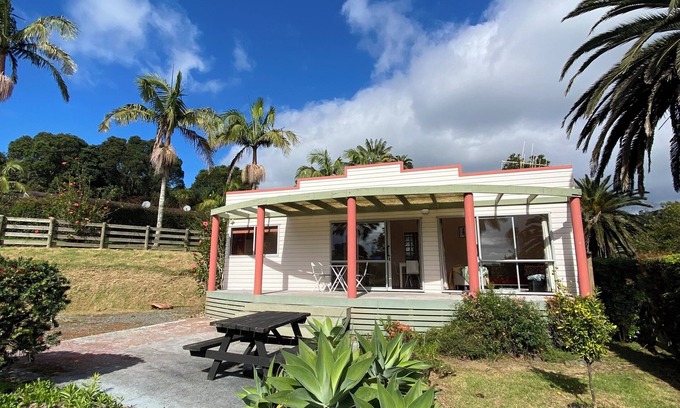 Cable Bay House | Lil Pink Gin
