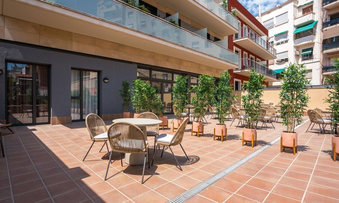 El Camp de l'Arpa del Clot Apartment | Limehome Barcelona