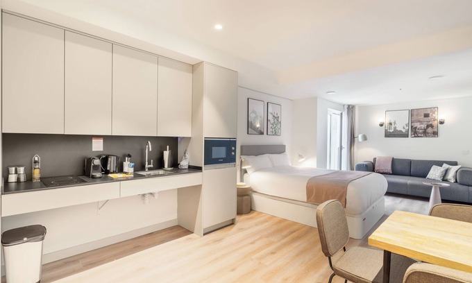 Nueva Espana Apartment | Limehome Madrid Calle Hurtado de Mendoza